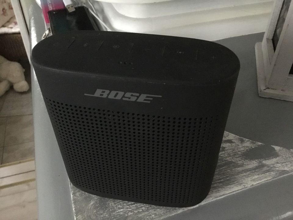 Bose ® SoundLink Colour Serie 2 Bluetooth Lautsprecher in Rosbach (v d Höhe)