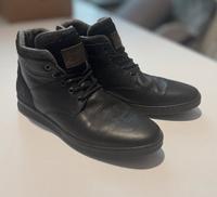 Bullboxer Stiefeletten Boots Gr.44 schwarz Leder/Stoff Mix Leipzig - Sellerhausen-Stünz Vorschau
