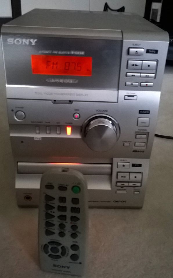 Sony Kompaktanlage mit Radio und Kassette in Füssen