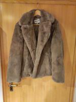 NA-KD Fake Fur Kunstpelzjacke dunkles beige Hessen - Hünfeld Vorschau