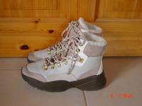 Stiefel Boots, H&M, gefüttert, beige-rosé, Größe 39 Brandenburg - Reichenow-Möglin Vorschau