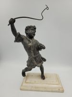 Skulptur Junge mit Peitsche auf Marmorsockel, Metallguss, antik Baden-Württemberg - Ulm Vorschau