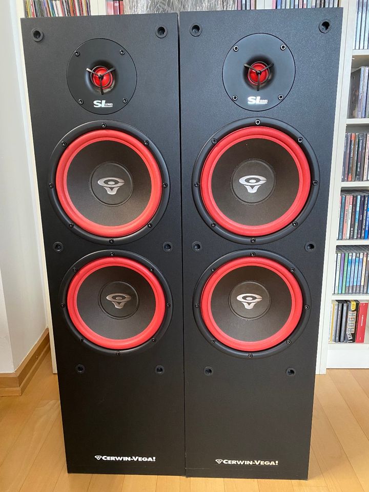 300 Watt LAUTSPRECHERBOXEN  CERWIN  VEGA SL 28  mit Abdeckungen ! in Hamburg