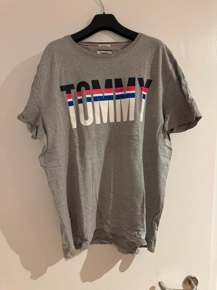 Tommy Hilfiger T-Shirt in Köln