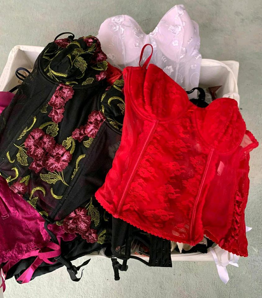 Dessous, Corsagen, 75B, Neu in München