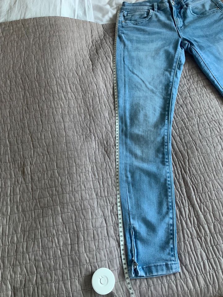 Hose für Damen Gr. 29/32 von Only in Recklinghausen