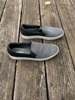 Slipper Vagabond Gr. 41 schwarz - weiß Bayern - Geretsried Vorschau