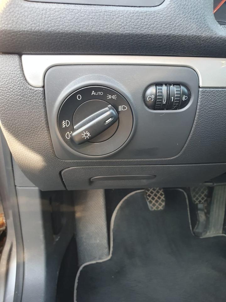 Volkswagen Golf V 1.6 United SHZ, Tempo,Coming/Leaving Home in Altenholz