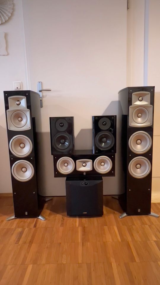 5.1 Boxen Set Yamaha schwarz Klavierlack - sehr guter Zustand in Hannover