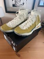 Under Armour Basketball Schuhe Sportschuhe gr.42 Schleswig-Holstein - Itzehoe Vorschau