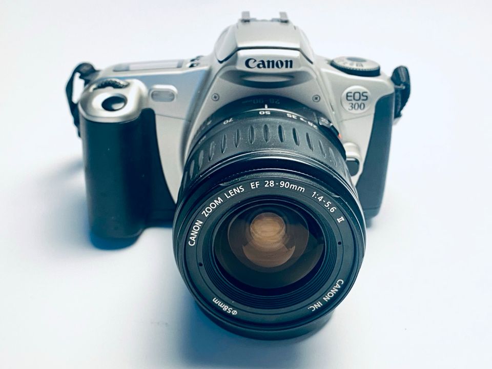 Canon EOS 500 analoge Kamera in Dresden