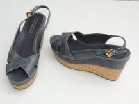 Prada Damenschuhe Wedges Plateauschuhe Gr. 39 Hessen - Oberursel (Taunus) Vorschau