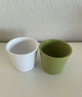 2 Blumentöpfe klein / mini Blumentopf grün weiß Hessen - Hanau Vorschau