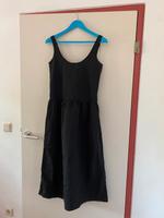 Neues Zara Kleid Midikleid schwarz XS ungetragen Neupreis 49,95€ Nordrhein-Westfalen - Kleve Vorschau