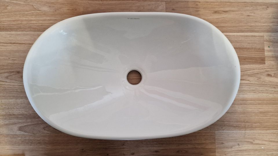 Waschbecken Aufsatzwaschbecken Keramik weiß - Neuwertig 48x30 cm in Bremen