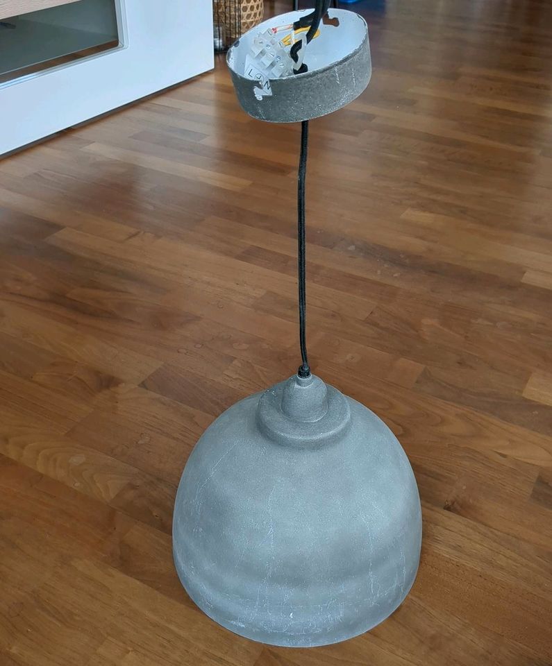 industrial Deckenlampe in Betonoptik in Mühldorf a.Inn