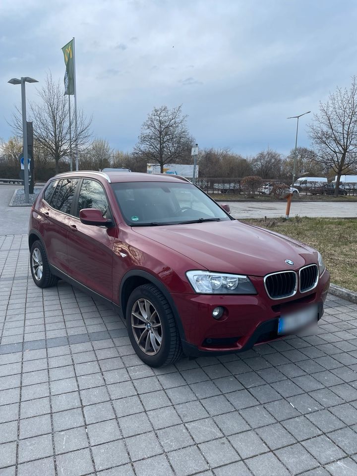 Bmw x3 2,0d AHK in Brunnthal