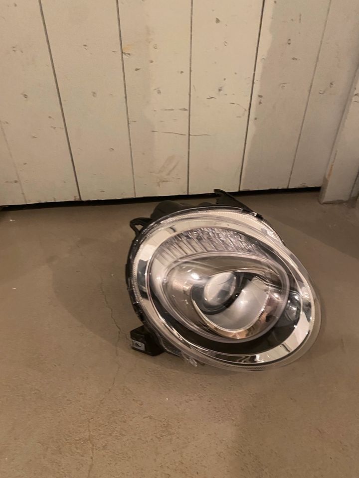 Fiat 500 500C Halogen Scheinwerfer rechts 81533201 52129441 in Oberhausen