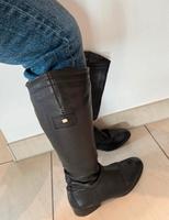 Tommy Hilfiger Stiefel Leder 38 Damen Schuhe Nordrhein-Westfalen - Elsdorf Vorschau
