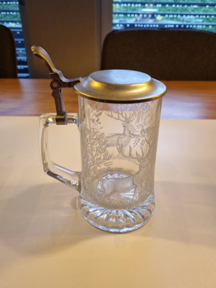 ALWE Glas Krug Bierkrug mit Zinndeckel & Walddekor in Wietmarschen