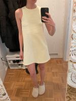 Pastellgelbes Kleid von H&M // final sale München - Au-Haidhausen Vorschau