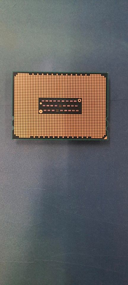 AMD Opteron 6348 CPU  12x2,80 GHz 8MB L3-Cache in Ettlingen