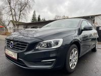 Volvo V60 Kombi Kinetic 1.6 Benziner 150 Ps 1Hd OrigKm Niedersachsen - Göttingen Vorschau