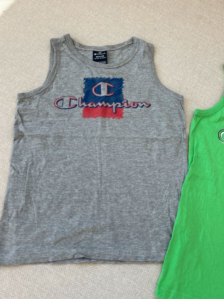 Champion Tanktops Muscleshirt 140 152 grau grün in Kösching