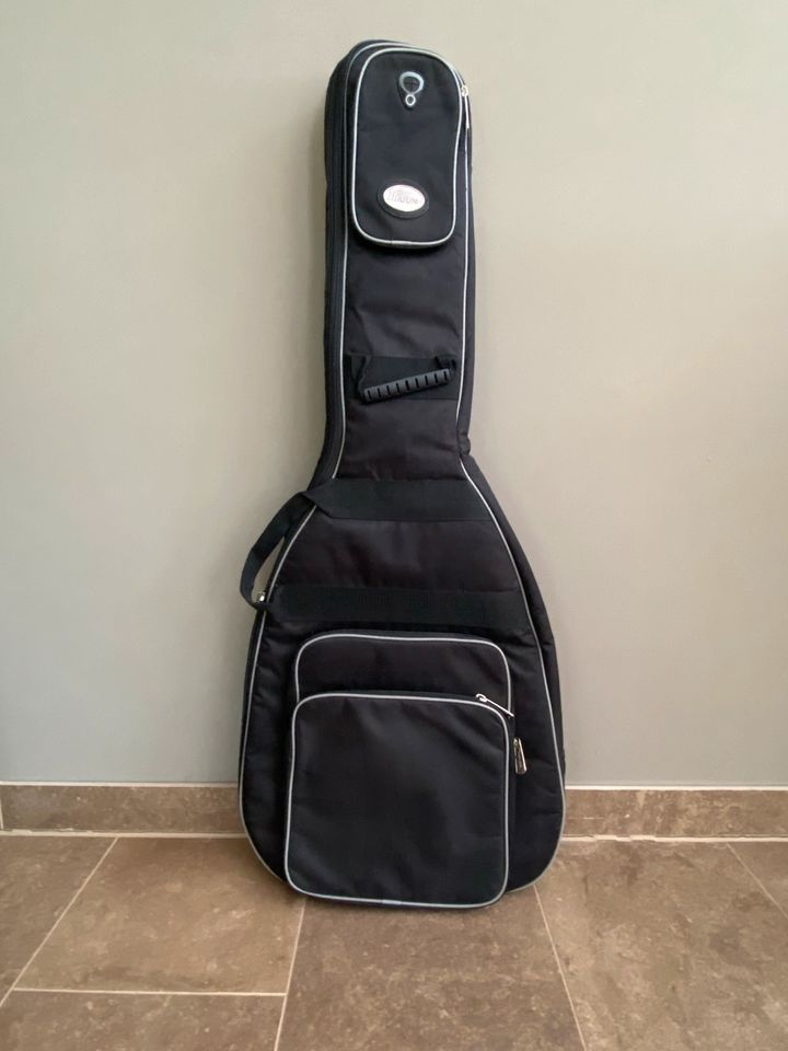 Ibanez Gitarren Tasche in Meppen