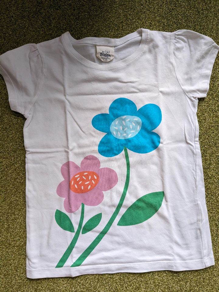 T-Shirt von Mini Boden mit Blumen in Wolfsburg