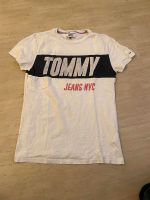 Tommy Hilfiger T-shirt zu verkaufen Bremen - Gröpelingen Vorschau