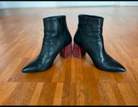 Thea Mika Leder Stiefeletten Gr. 38/37 Italienisch Breuninger Pankow - Prenzlauer Berg Vorschau