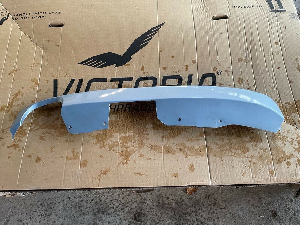 Original Skoda Superb 3T Spoiler hinten Diffusor 3T5807521A in Berlin