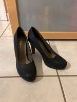 Tamaris Pumps High Heels 22426 Neuwertig 36 Plateau schwarz Hessen - Ginsheim-Gustavsburg Vorschau