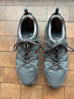 Lows Trekkingschuhe Damen Größe 42 in grau wasserdicht Niedersachsen - Seevetal Vorschau