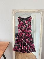 Vila Blumenkleid mit Rosen Berlin - Lichtenberg Vorschau