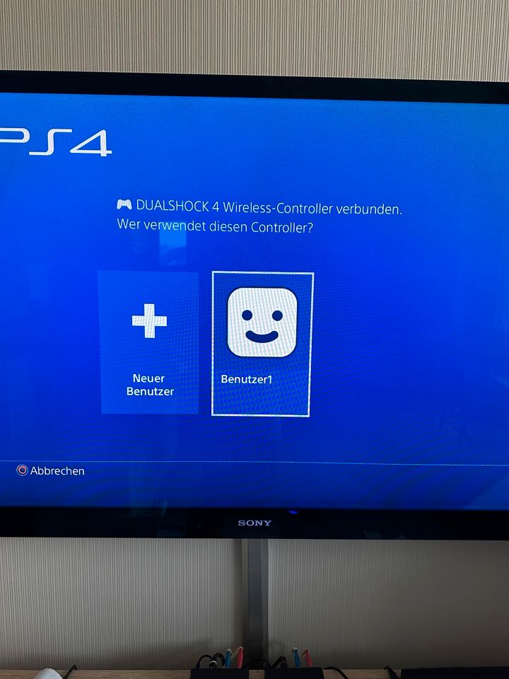 ‼️ PlayStation 4Pro, 1TB, 2 Controller und 3 Spiele ‼️ in Essen