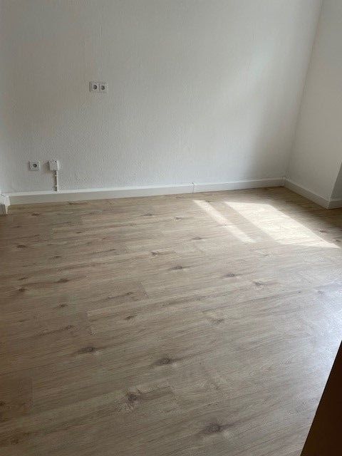 Schöne 2 Zimmer Wohnung in Uninähe ; Top renoviert, INKLUSIVE Stellplatz in Gießen