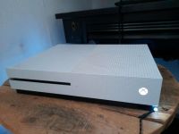 Biete hier meine xbox one s Niedersachsen - Saterland Vorschau