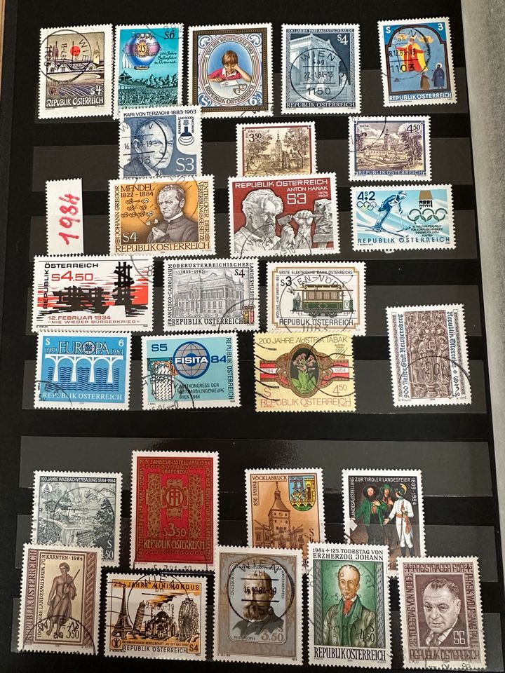 Briefmarken-Album Österreich teils postfrisch in Ofterdingen
