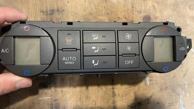 Klimaautomatik 2 Zonen Bedienteil für Ford Focus Mk2 in Kerpen