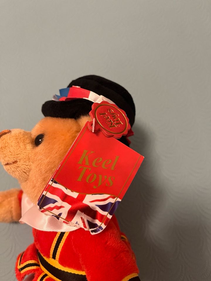 London Beefeater Bear von Keel Toys - Neu mit Etikett in Frankfurt am Main