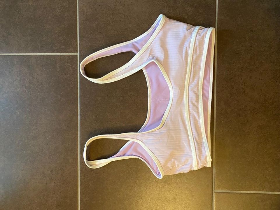 Bikini Größe XS, Marke Hollister (2 Stück) in Reinfeld