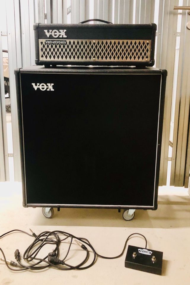 VOX AD100VTH + VOX V412BK Halfstack - Gitarren Verstärker mit Box in München