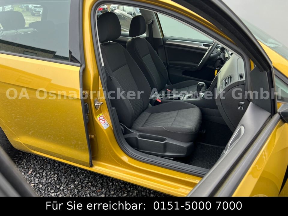 Volkswagen Golf VII Limo 110PS*DSG*1-Hand*Navi*BT*USB*LED* in Georgsmarienhütte