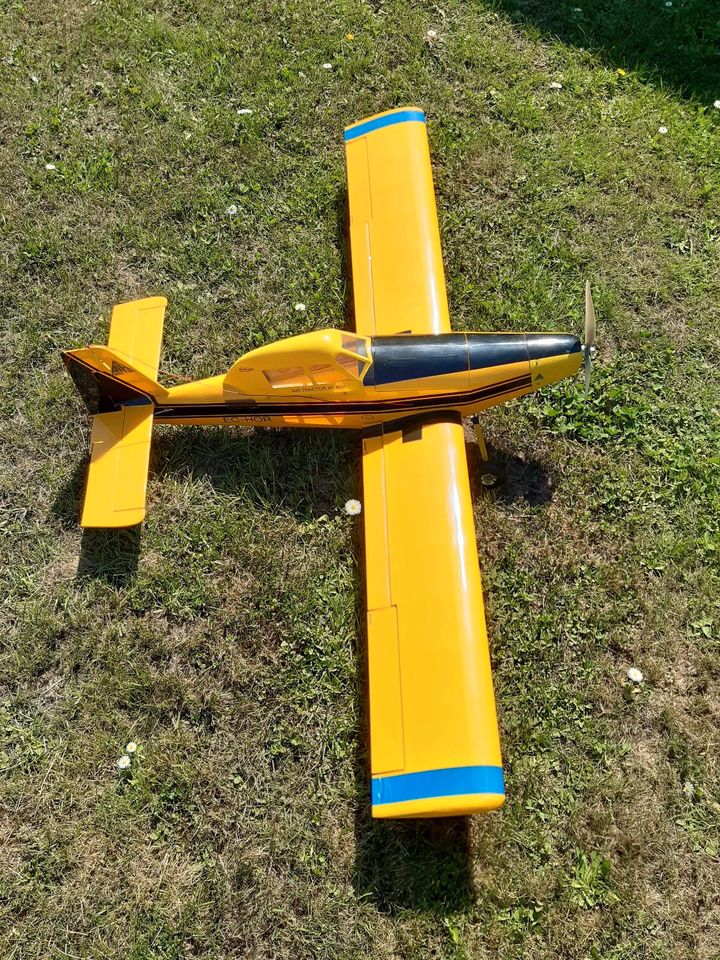 Rc Modell Air Tractor AT-802 in Niddatal