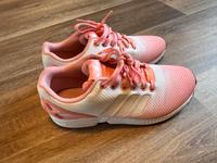 Adidas Flux Sneaker Größe 39 1/3 Niedersachsen - Langenhagen Vorschau