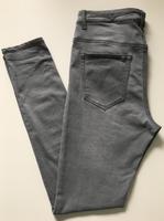KAFFE Damen Jeans Hose GRACE Skinny Fit Grau Gr. 42 Neuwertig RAR Hessen - Braunfels Vorschau