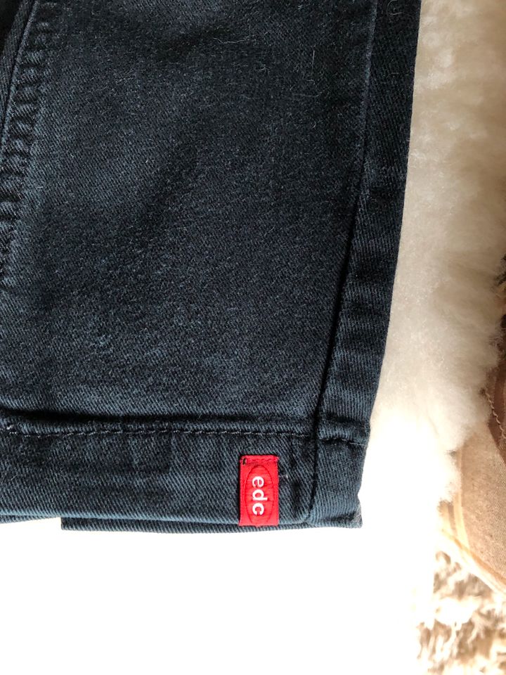 Jeans in schwarz von edc in Bad Lauterberg im Harz