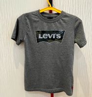 Levis T-Shirt Gr. 140-152 für Jungs in grau Kr. München - Aschheim Vorschau